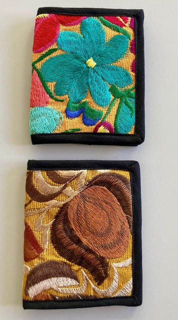 Wallet Bifold Embroidered Flowers
